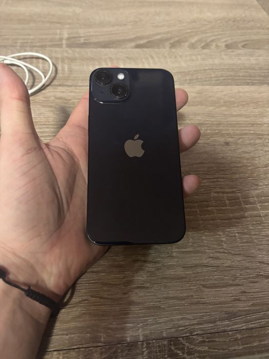 Vand Iphone 14 full box