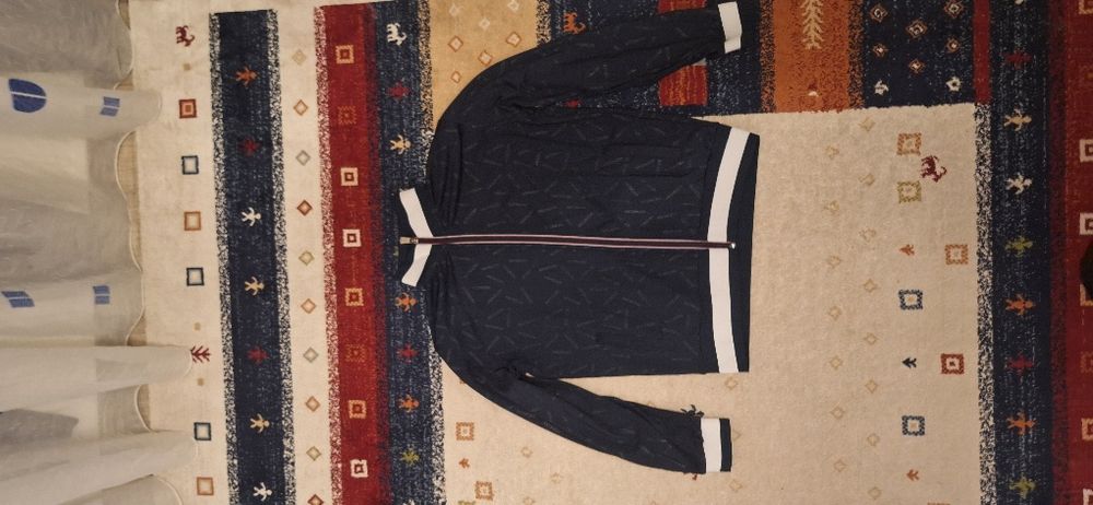 bluza moncler marimea M