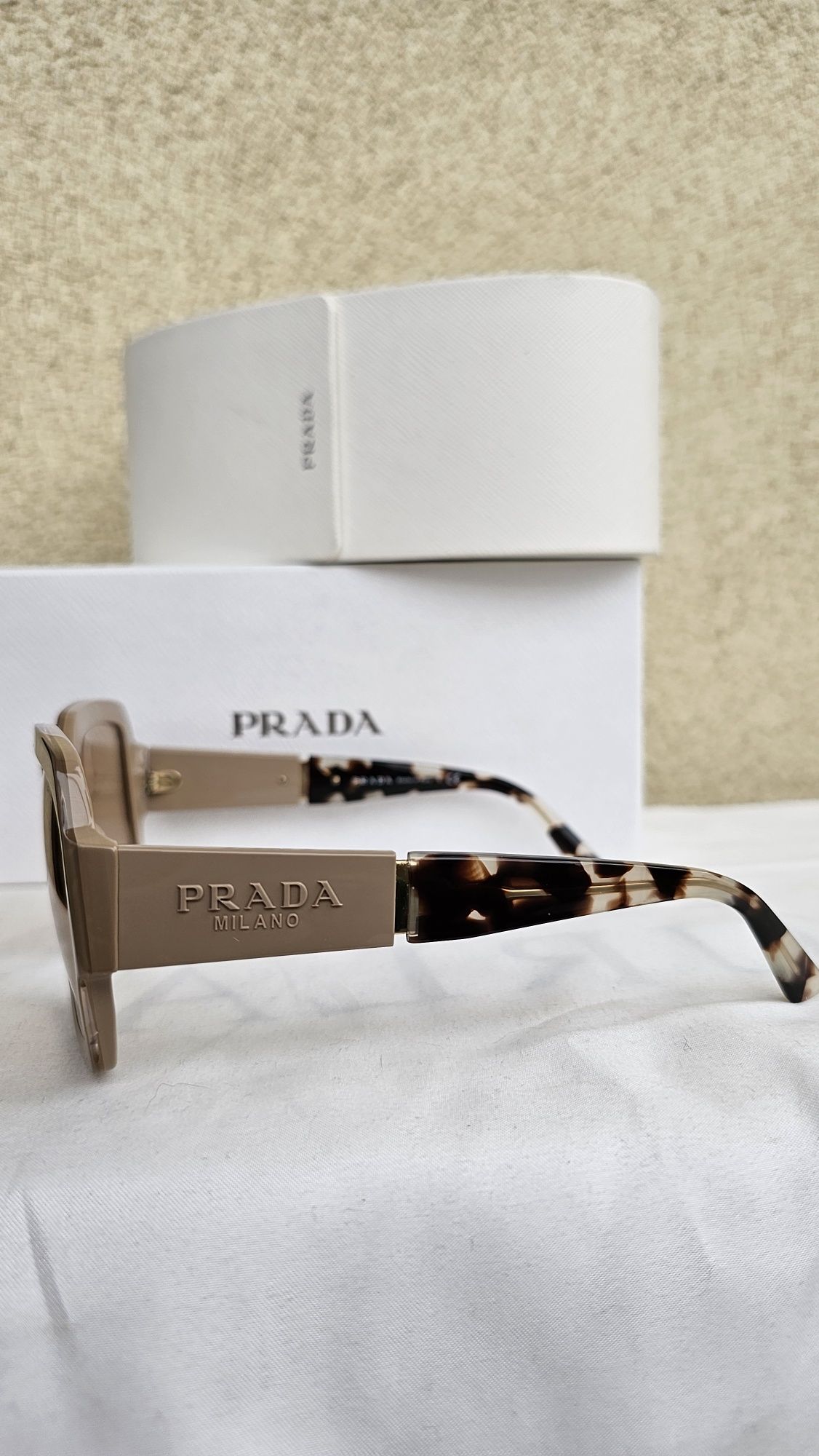 Prada слънчеви очила