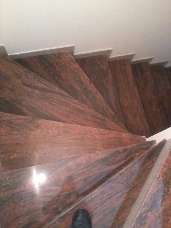 Trepte din granit pe comanda