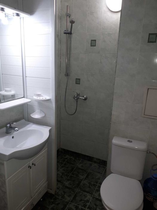 Дава се под наем Двустаен апартамент в Бургас, Меден рудник - зона А - 62 кв.м за 89.25 € - Снимка #3