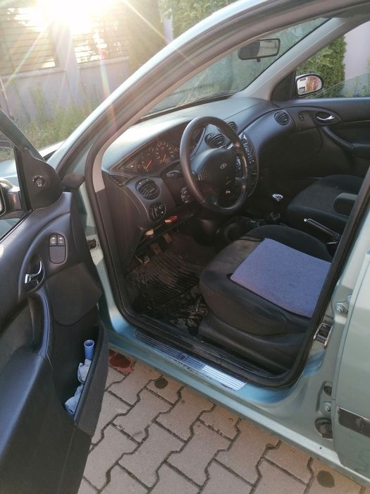 Ford Focus (ghia)