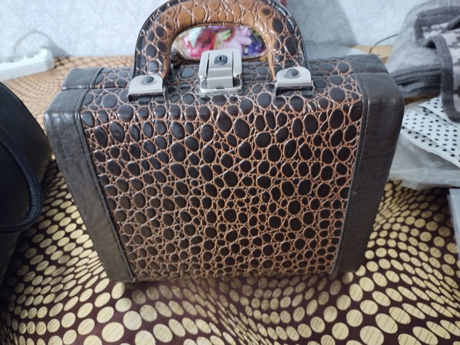 Женская  сумочка