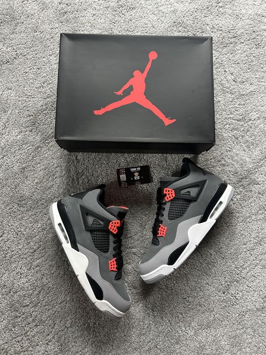 Jordan 4 Retro Infrared
