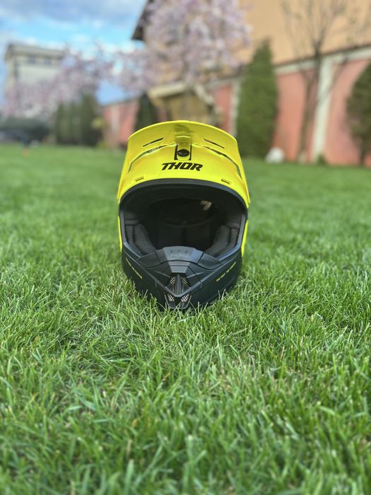 Vand casca de mountainbike thor marime 49-50