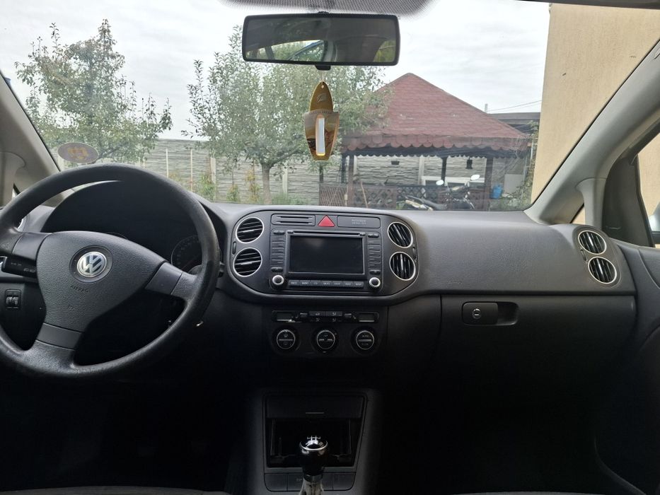 Vând Volkswagen Golf V an 2006 Diesel