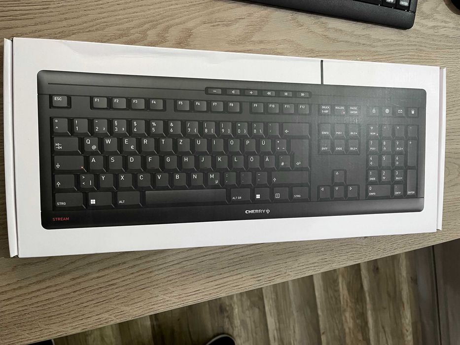 Клавиатура Cherry Stream (немски Layout) НОВА, НЕОТВАРЯНА