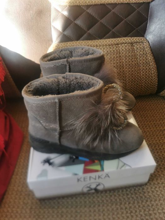 Новая женская зимняя обувь