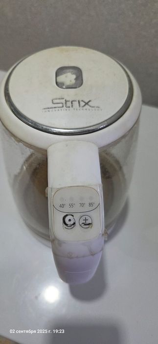 Электричесий чайник б/у 2000 тг