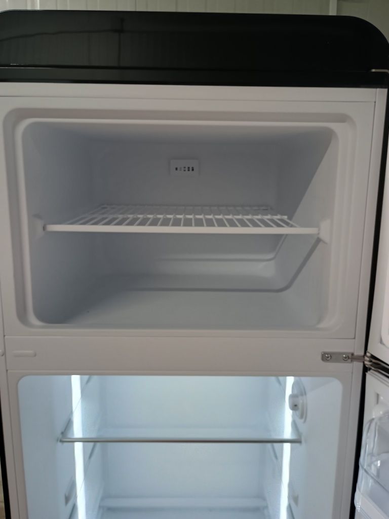 Хладилник с фризер SMEG FAB30RBL5