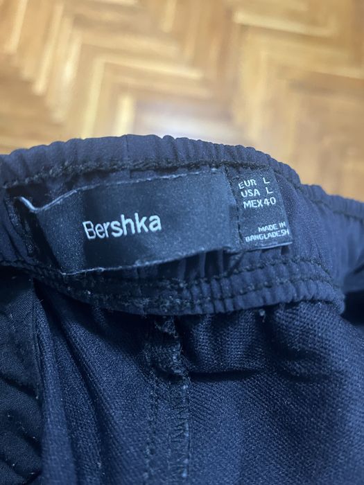 Карго панталон Bershka