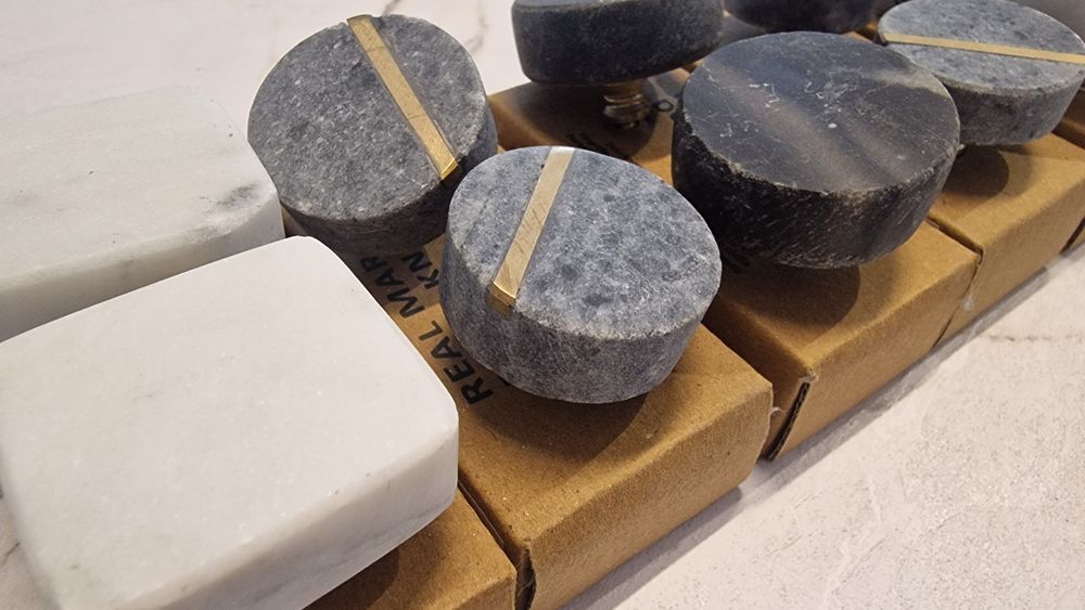 Мебелни дръжки – МРАМОР