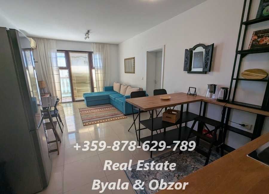 Продава се Двустаен апартамент в Бяла - 56 кв.м за 1125 €/кв.м - Снимка #1