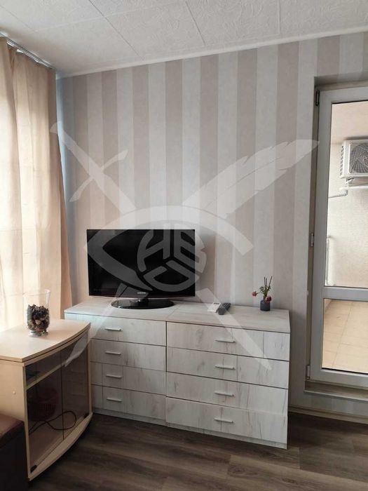 Дава се под наем Двустаен апартамент в София, Лозенец - 58 кв.м за 650 € - Снимка #1