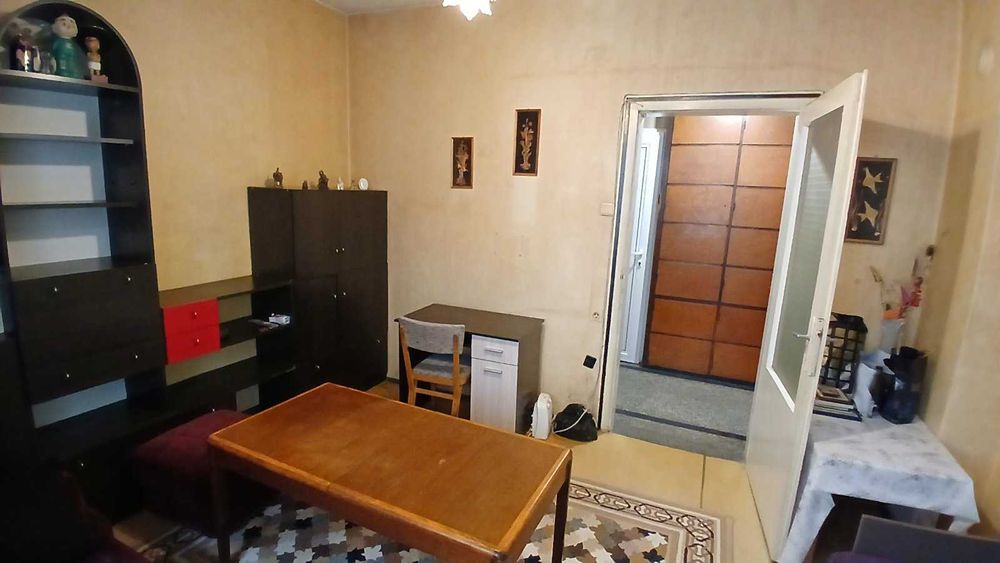 Продавам апартамент