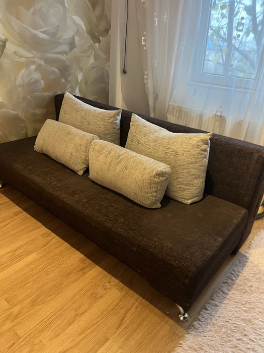 Canapea extensibila stare Buna