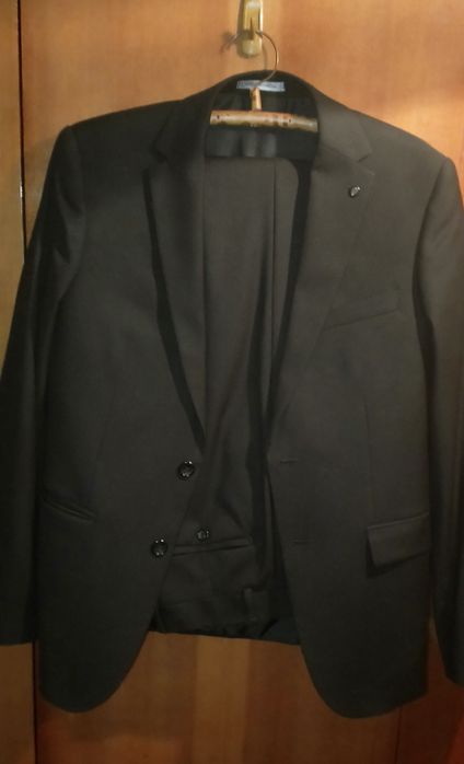 Костюм мужской классический