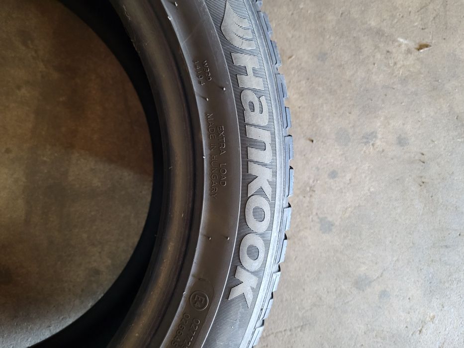 2 anvelope 225 50 R 17 Hankook iarna