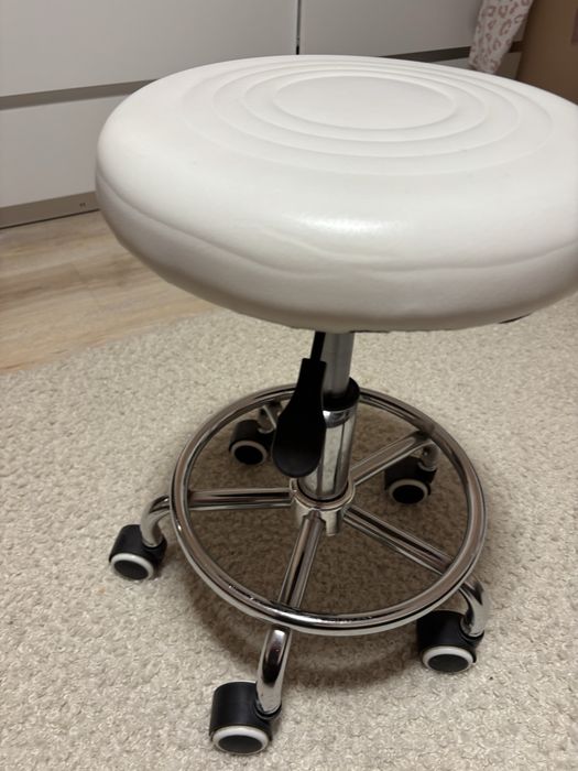 Кушетка за миглопластика