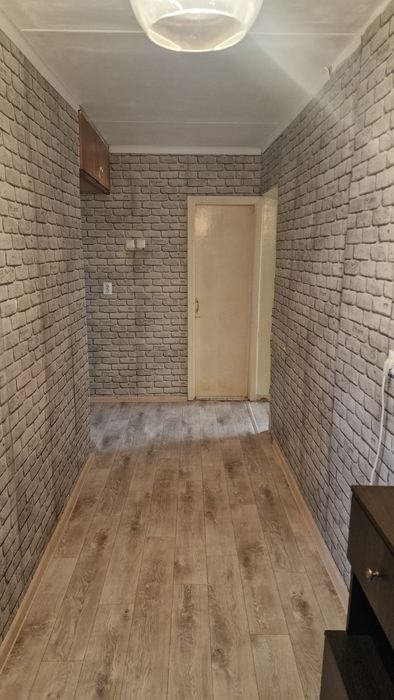 Продам 2 х комн квар. 3 мкр-6 дом- 5  этаж