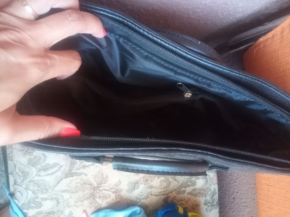 Чанта чисто нова