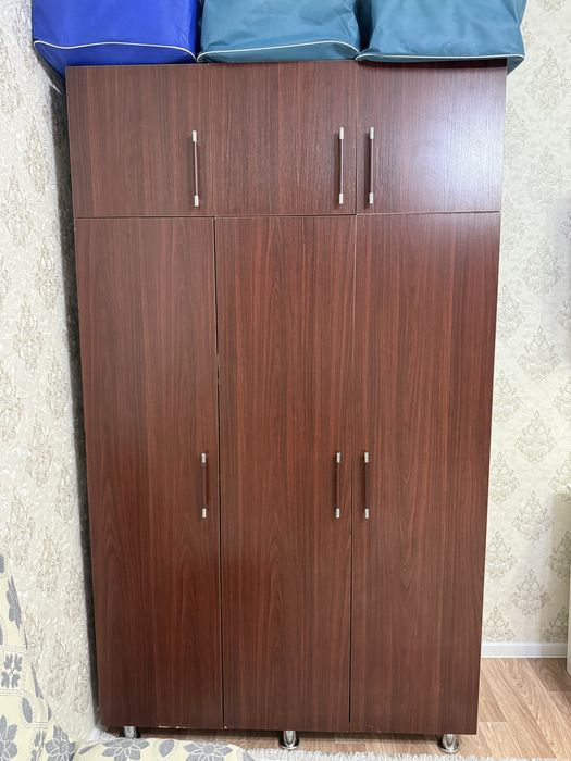 Продаю шкаф срочно