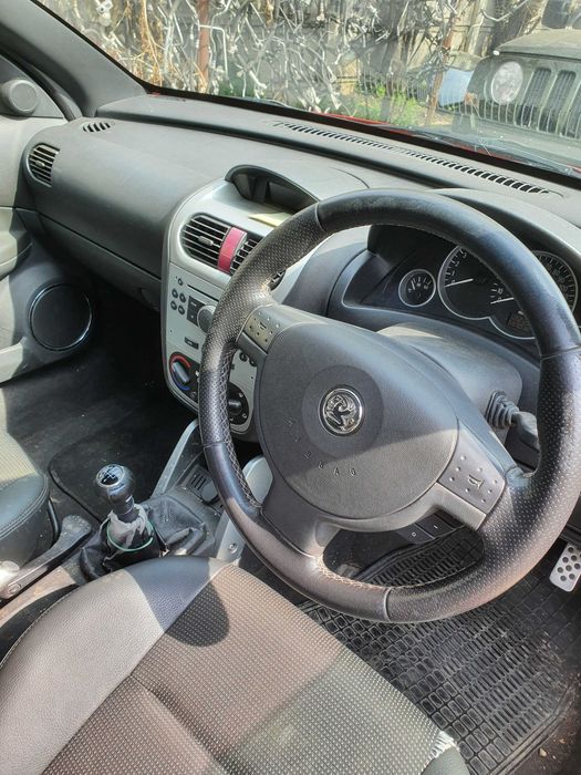 Fata completa / Piese dezmembrari  Opel Tigra B Cabrio 1.4 benzina
