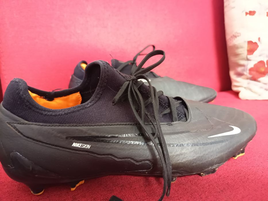 Vând pereche ghete mărime 42