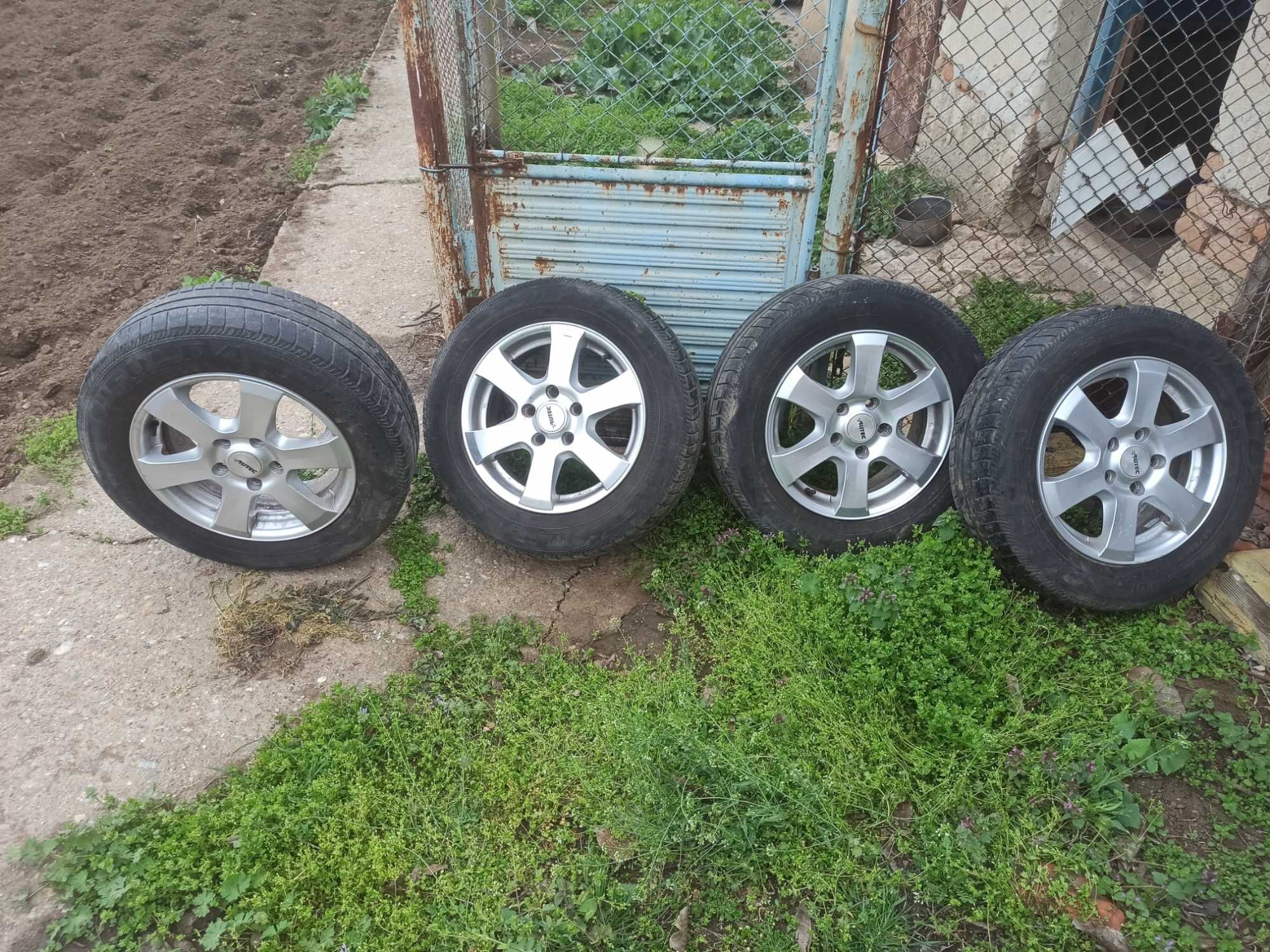 Джанти 15ки 5/112 от vw cady