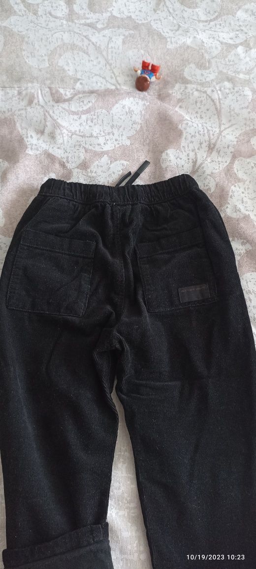 Zara pantaloni băieți dublați 4-5 ani, 110 cm
