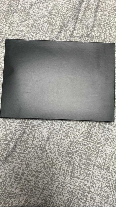 Vand Paleta Mac Noua