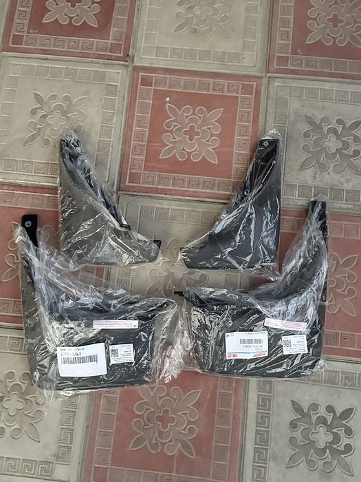 Брызговики Rav4 комплект