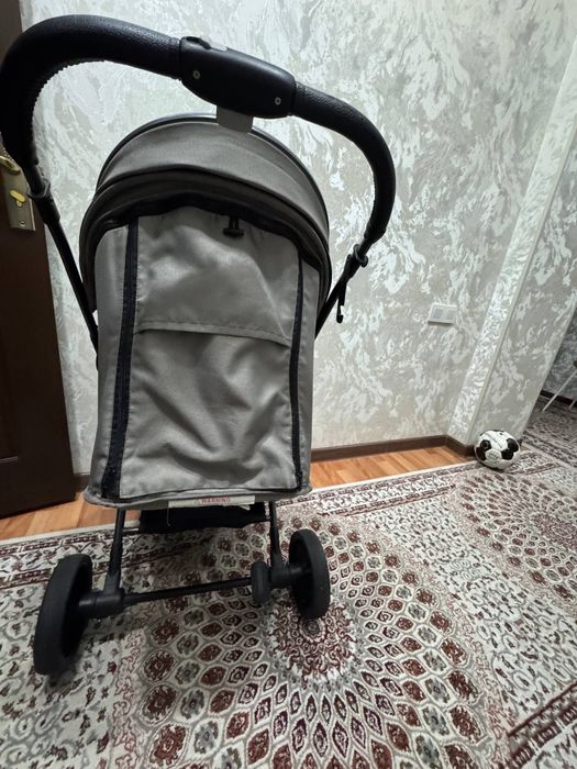 Коляска детская почти новая