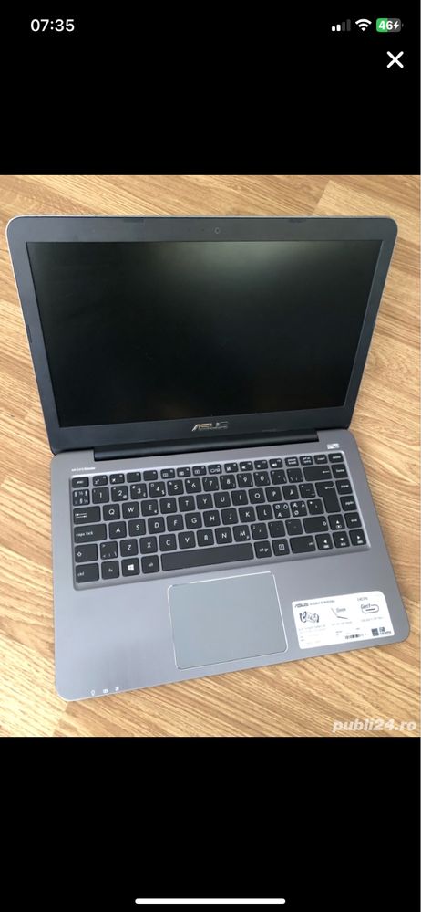 Laptop Asus Slim Defect display crapat nu porneste se vinde asa cum e.