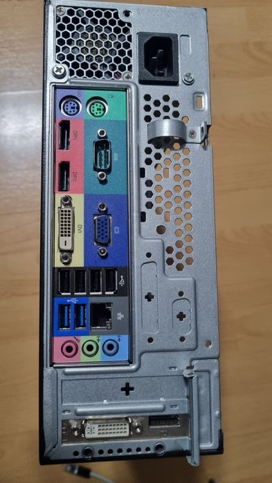 Mini PC Acer i3 6100/8GB RAM/HD7570 1GB/SSD 120GB/SFF/LOW Profile