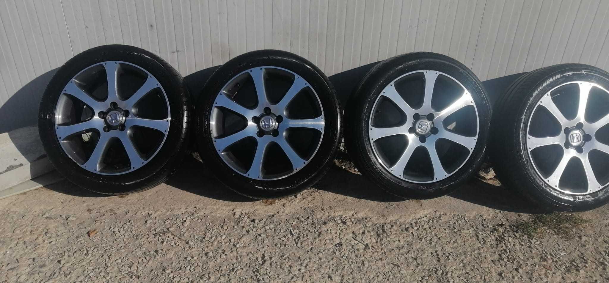 Оригинални джанти 19 цола с гуми Мишлен за Honda CRV