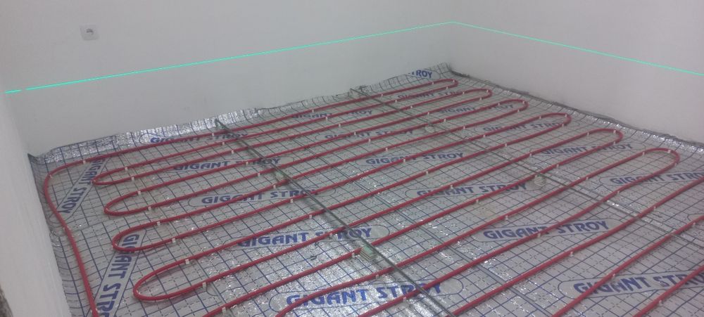 Сотилади дала ховли.