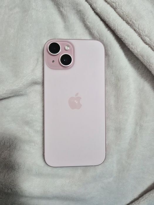 iPhone 15 розов  е