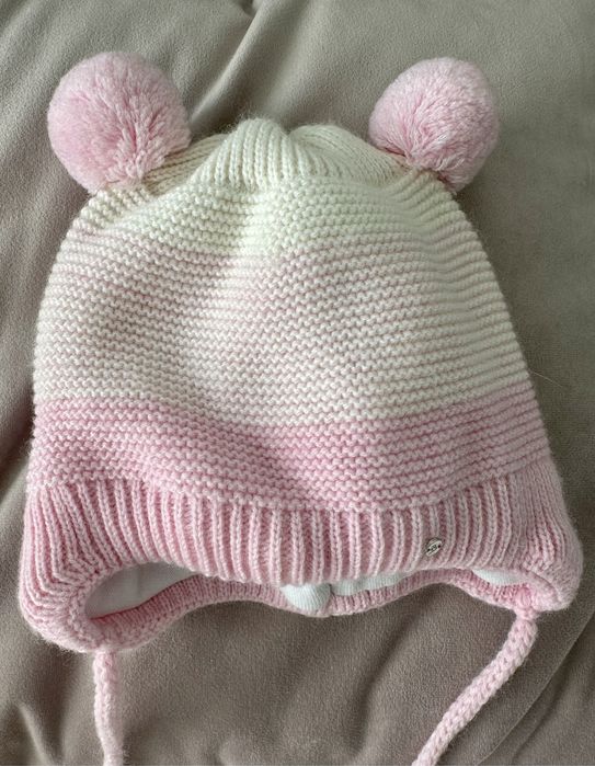 Шапка для девочки до года
