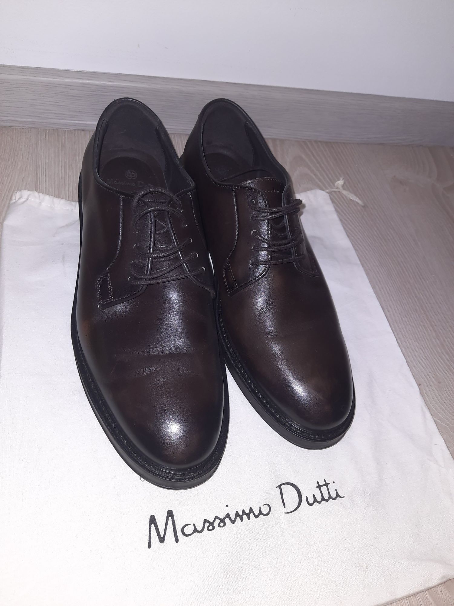 Pantofi Massimo Dutti marimea 41