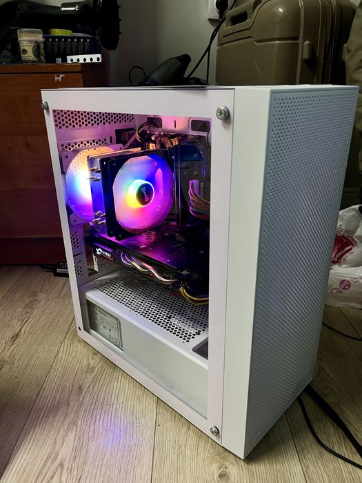 Игровой Компьютер RX 580/i7-7700/16GB DDR4/SSD 120gb ПК