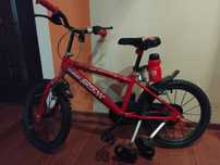 Bicicletă Fulger McQueen 14 inch – roșie, perfectă pentru băieței