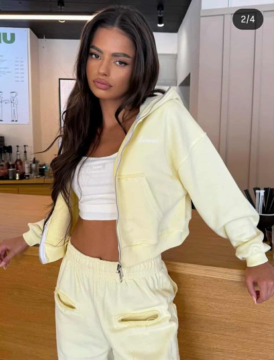 Спортно-ежедневен комплект Karma в пастелно жълто