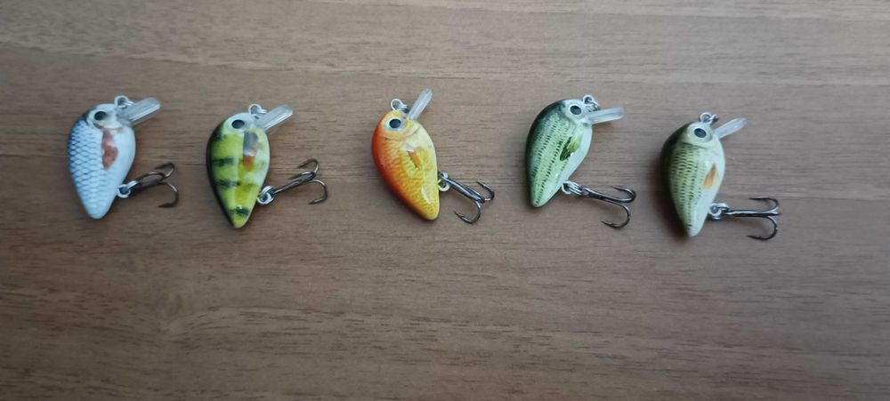 воблери и клатушки за пъстърва+органайзер/класьор/