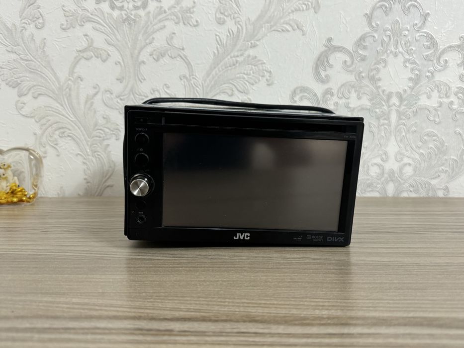 Продам JVC магнитолу с 2 din