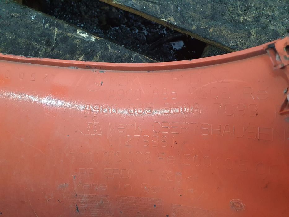 Ornament far dreapta a9608859508 Mercedes-Benz Actros MP4 generatia [