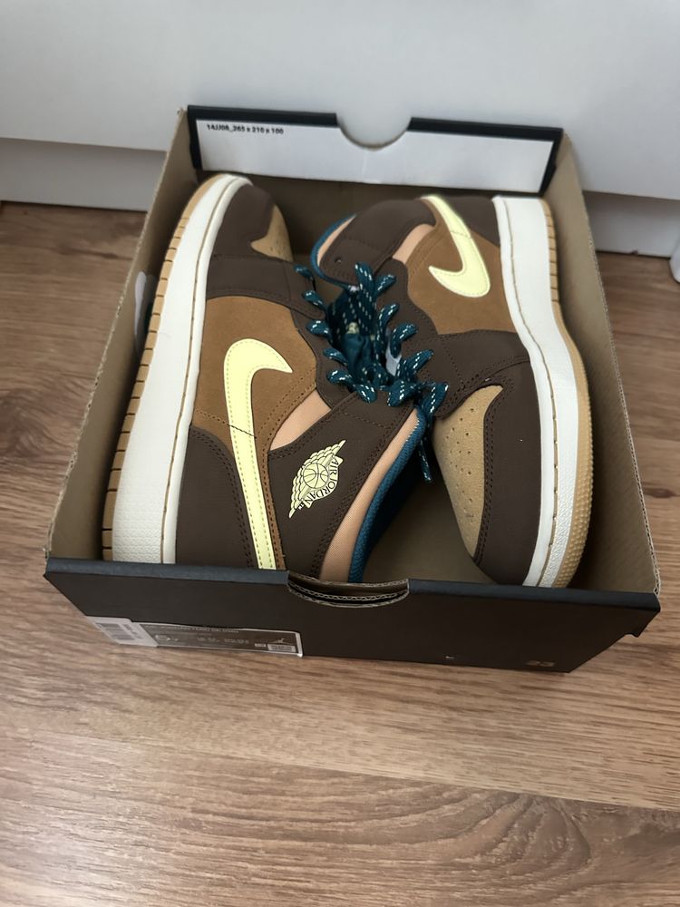 Air Jordan 1 mid