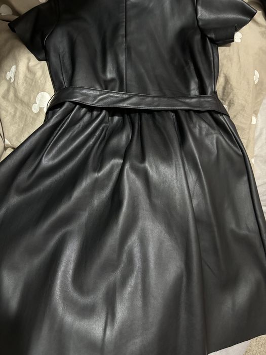 Vand rochie Mango!!!