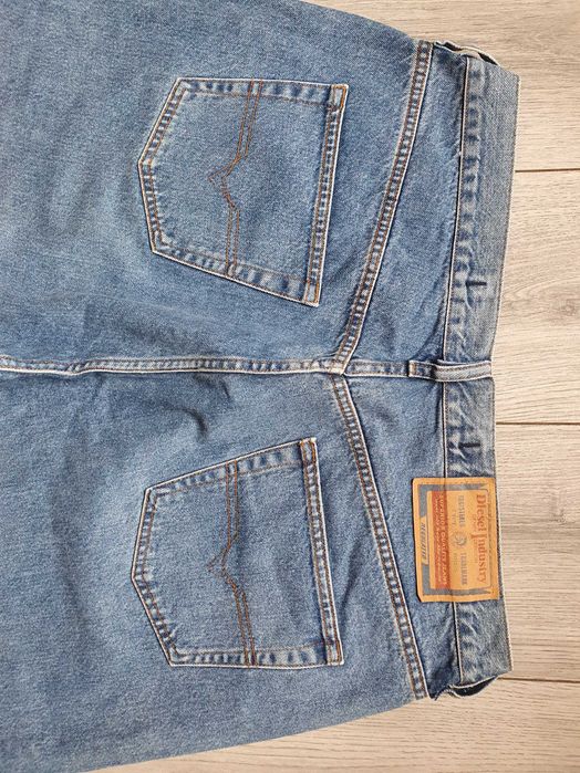 Blugi barbati Diesel (Made in Italy) - Marimea W40 L36 (Talie 96 cm)