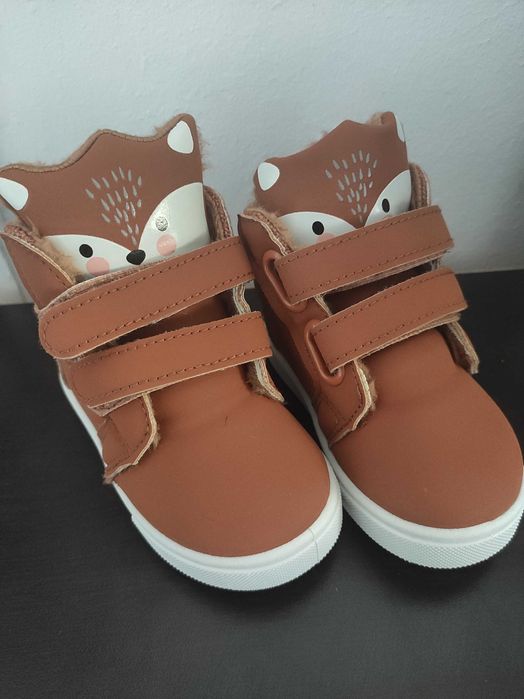 Бебешки кецове нови